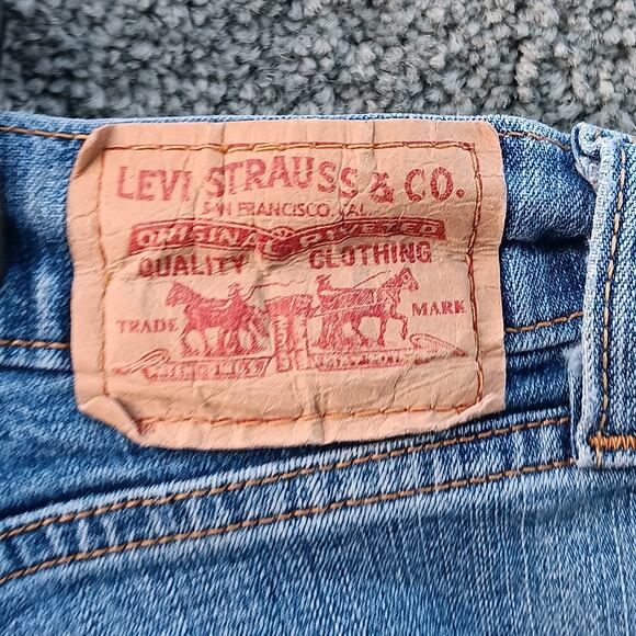 Levi’s 550 Relaxed Boot Cut Women’s Jeans Size 20M Blue Denim Mid Rise - Picture 4 of 5